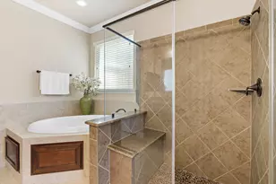 10 Waterfall Way, The Woodlands, TX 77375 - Photo 25