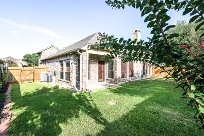 2114 Ascot Ln, Sugar Land, TX 77479 - Photo 33
