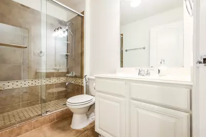 2114 Ascot Ln, Sugar Land, TX 77479 - Photo 27
