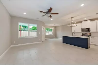 979 Junell Street, Houston, TX 77088 - Photo 9