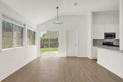 2927 Walnut Springs Drive, Katy, TX 77449 - Photo 5