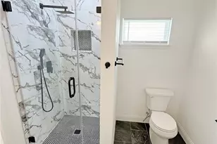 306 Stiles St, Houston, TX 77011 - Photo 7