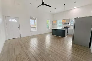 306 Stiles St, Houston, TX 77011 - Photo 1