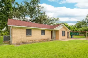 107 Langham St, Freeport, TX 77541 - Photo 27
