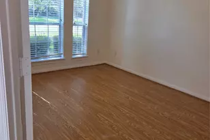 1313 Romero Dr, Pearland, TX 77581 - Photo 9