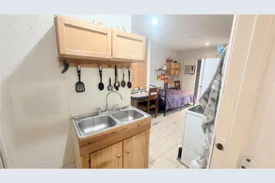 4930 Teton Street, Houston, TX 77033 - Photo 19