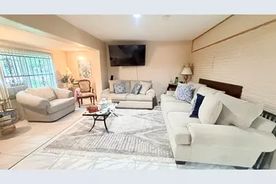 4930 Teton Street, Houston, TX 77033 - Photo 3