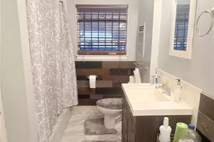 4930 Teton St, Houston, TX 77033 - Photo 15