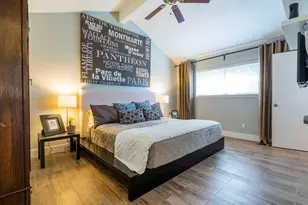 5827 Dryad Dr, Houston, TX 77035 - Photo 11