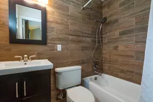 5827 Dryad Dr, Houston, TX 77035 - Photo 13