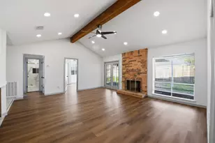 13534 N Peachfield Cir, Houston, TX 77014 - Photo 9