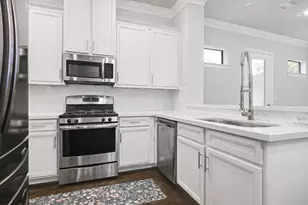 1610 E Bonner St, Houston, TX 77007 - Photo 5