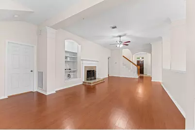 14115 Sandhill Crane Drive, Houston, TX 77044 - Photo 11