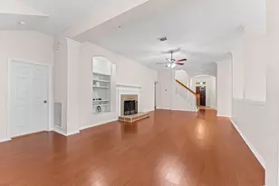 14115 Sandhill Crane Dr, Houston, TX 77044 - Photo 11