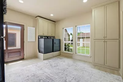 10000 Ocean Drive, Beach City, TX 77523 - Photo 11