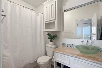 10000 Ocean Drive, Beach City, TX 77523 - Photo 21