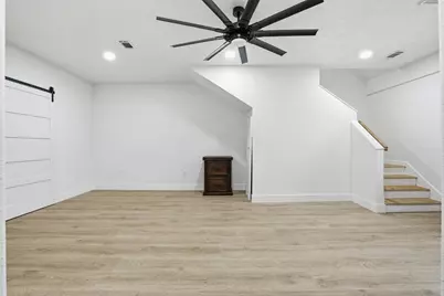10000 Ocean Drive, Beach City, TX 77523 - Photo 35