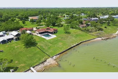 10000 Ocean Drive, Beach City, TX 77523 - Photo 47