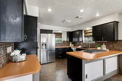 803 Whitecap Drive, El Lago, TX 77586 - Photo 11