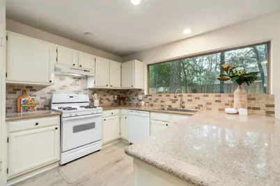 58 Sandpebble Drive, The Woodlands, TX 77381 - Photo 19