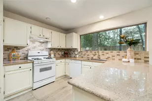 58 Sandpebble Dr, The Woodlands, TX 77381 - Photo 19