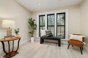 58 Sandpebble Dr, The Woodlands, TX 77381 - Photo 9