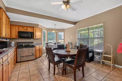 1019 Lamar Street, Liberty, TX 77575 - Photo 9
