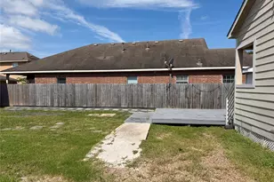 1126 Ryon St, Houston, TX 77009 - Photo 9
