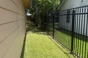 5047 Nassau Rd, Houston, TX 77021 - Photo 25