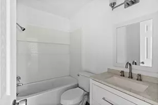 4126 Paladino St, Bacliff, TX 77518 - Photo 15