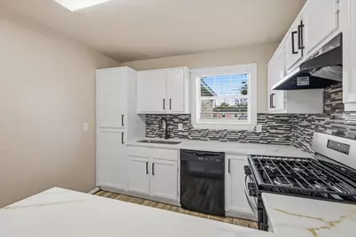 5418 Pershing Street, Houston, TX 77033 - Photo 15