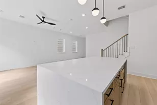 971 Highland Lgt Ln, Houston, TX 77091 - Photo 9