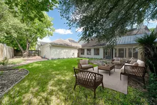 8018 Candle Ln, Houston, TX 77071 - Photo 21