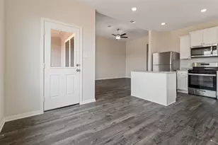 348 Kingston Wy, Waller, TX 77484 - Photo 11