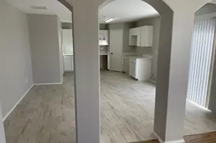 12704 Rio Nueces Ln, Rosharon, TX 77583 - Photo 5