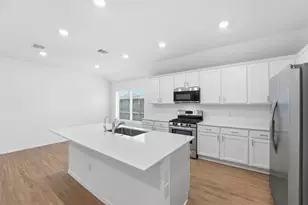 14242 Walworth Crk Ct, Fresno, TX 77583 - Photo 3