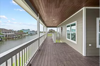 1205 Lagoon Drive, Crystal Beach, TX 77650 - Photo 33