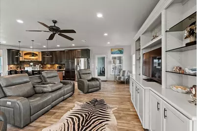 1205 Lagoon Drive, Crystal Beach, TX 77650 - Photo 11
