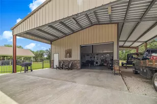 1572 Co Rd 134, Hallettsville, TX 77964 - Photo 31