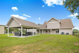 1572 Co Rd 134, Hallettsville, TX 77964 - Photo 35