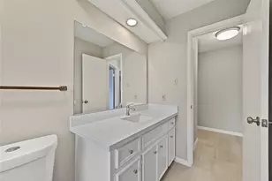 9606 Sandstone St, Houston, TX 77036 - Photo 39
