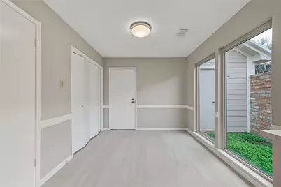 9606 Sandstone Street, Houston, TX 77036 - Photo 11