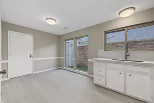 9606 Sandstone St, Houston, TX 77036 - Photo 17