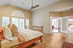 12521 Broken Bough Dr, Houston, TX 77024 - Photo 19