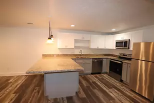 705 Moreland St, Vidor, TX 77662 - Photo 5