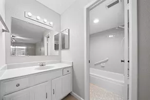 2601 S Braeswood Blvd, Houston, TX 77025 - Photo 7