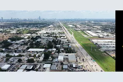 4001 Tanglewilde Street #1103, Houston, TX 77063 - Photo 17
