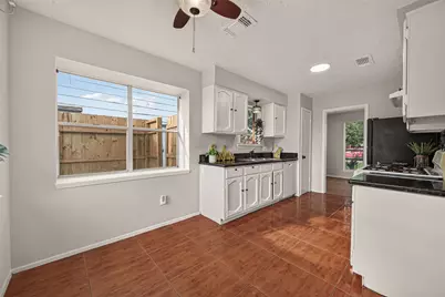17315 Camberwell Green Lane, Houston, TX 77070 - Photo 9