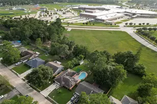 17315 Camberwell Green Ln, Houston, TX 77070 - Photo 3