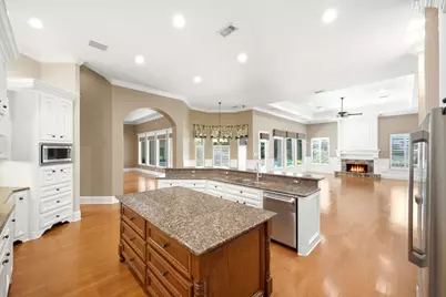 9915 Crestwater Circle, Magnolia, TX 77354 - Photo 15